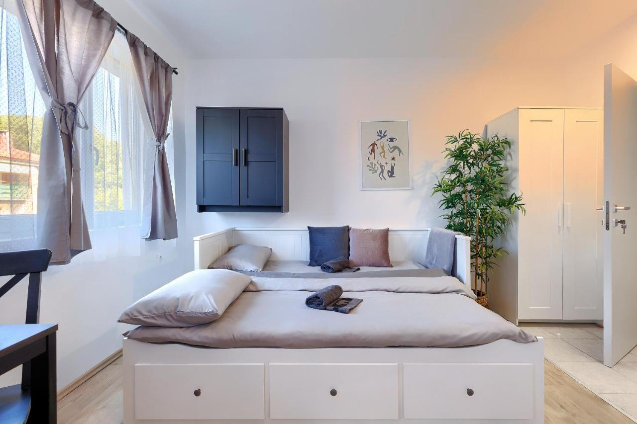 Hostel Monte Zaro Pula Zewnętrze zdjęcie
